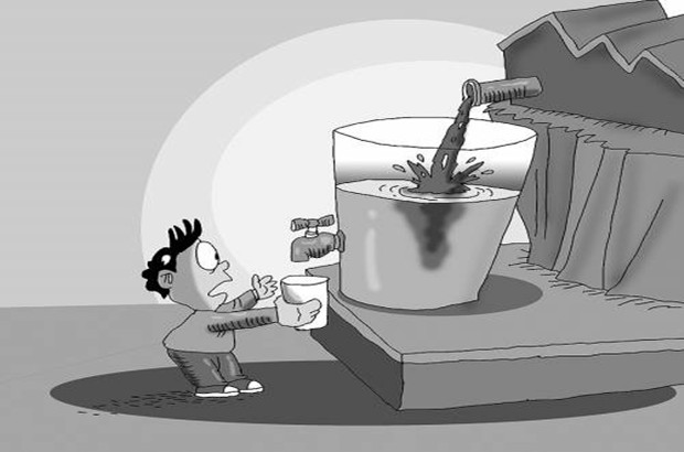 惡性水污染事件不斷發(fā)生,引起公共危機(jī)